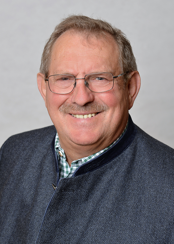 13 – Albert Schmeller